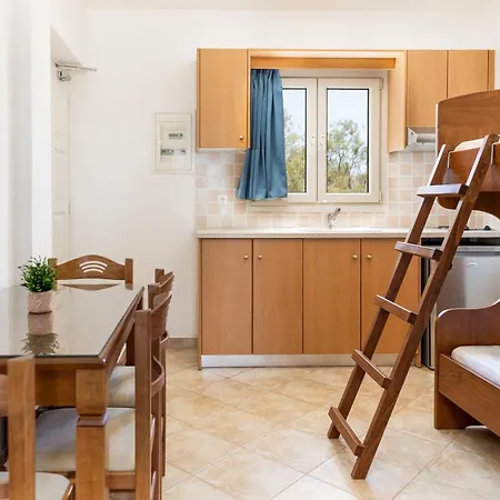 Edem Studios & * Naxos City