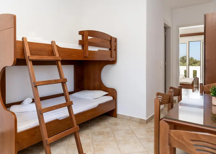 Naxos Edem & 아파트 *